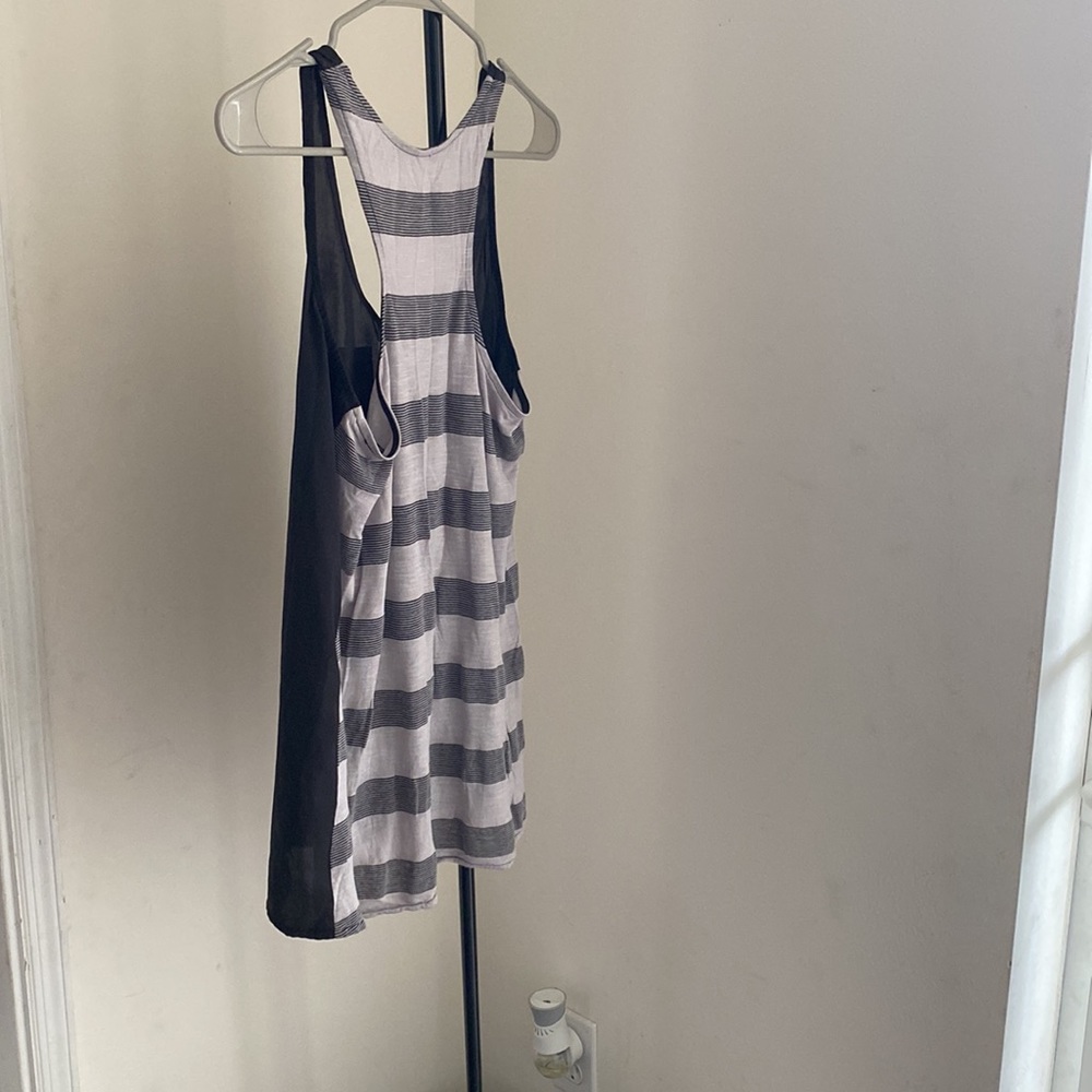 Woman - Picture 2 of 3